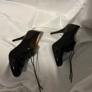 Joan & David Glossy Black Lace-Up Heels